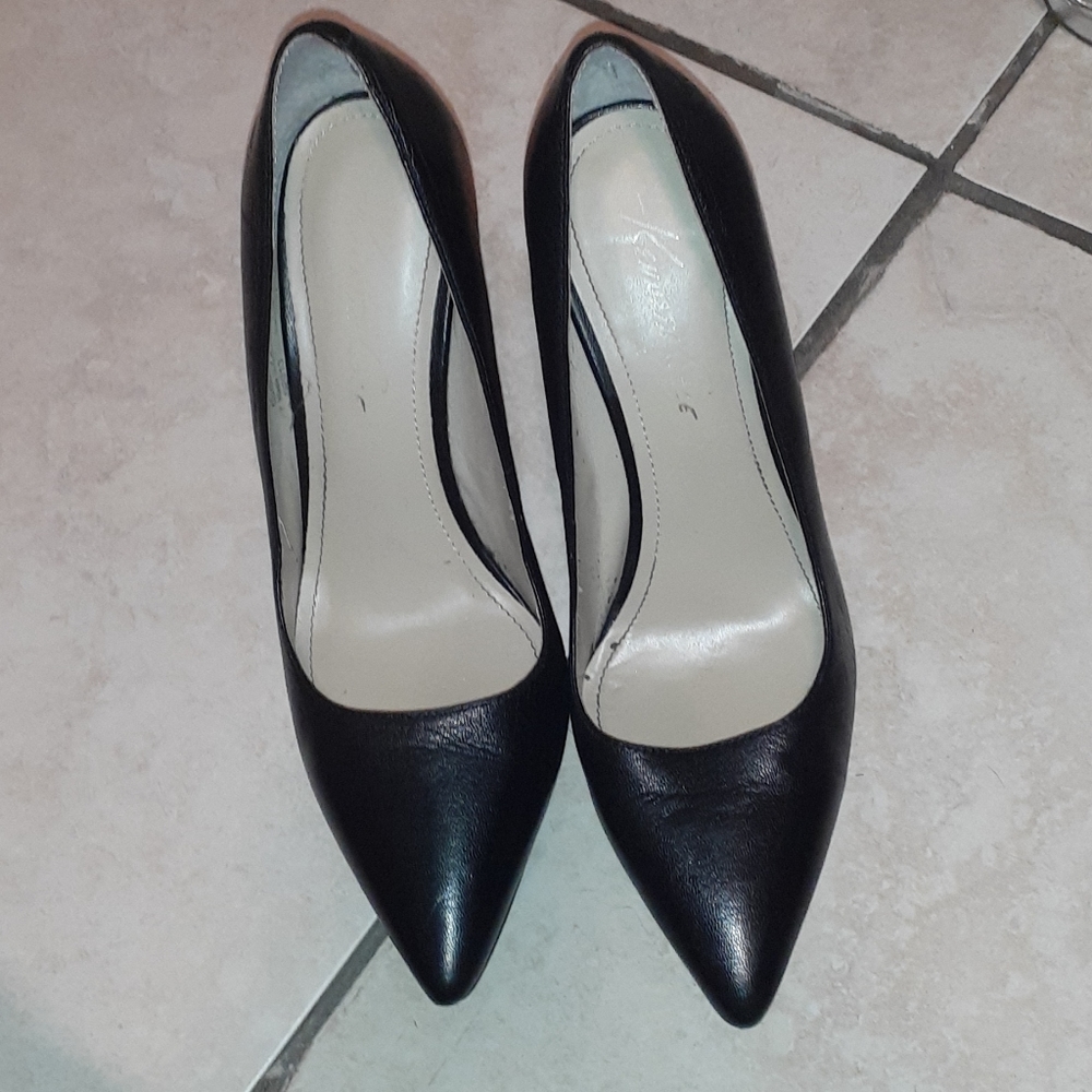 Nine west